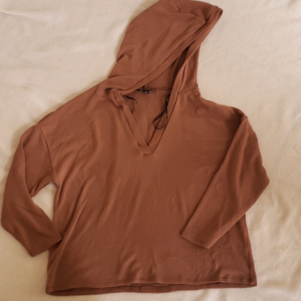 Lulu's men top capuchon sz XS